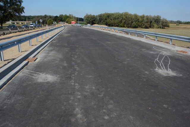 15 listopada minął umowny termin na budowę nowego mostu w Międzychodzie.

Drezdenko/Strzelce Krajeńskie: Pościg za parą kradnącą paliwo na stacjach benzynowych. Wykorzystywali do tego specjalny pojemnik ukryty w samochodzie

