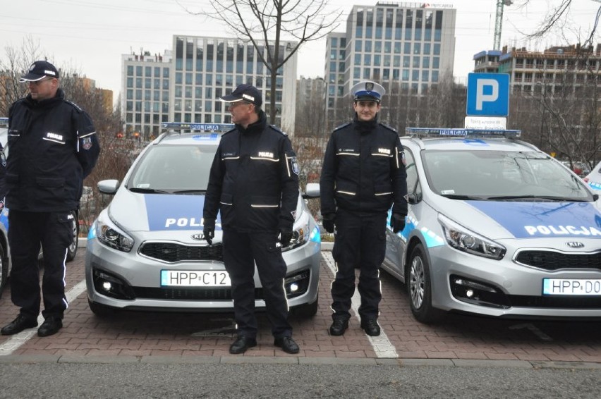 Częstochowska policja wzbogaciła się o nowiuteńką Kię Ceed 