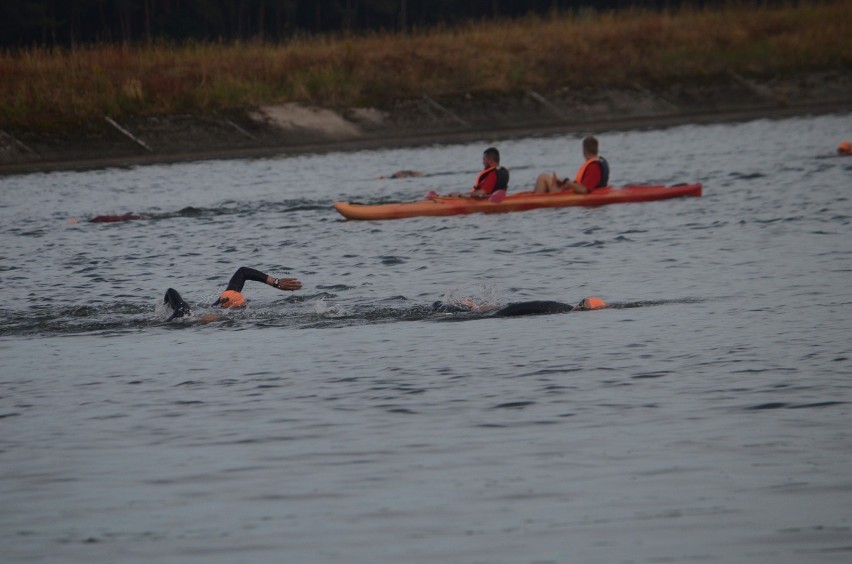 LOTTO Triathlon Energy 2019 w Bełchatowie. Na trasie rywalizowało czterystu zawodników. Było ogromne zmęczenie i łzy szczęścia [ZDJĘCIA]