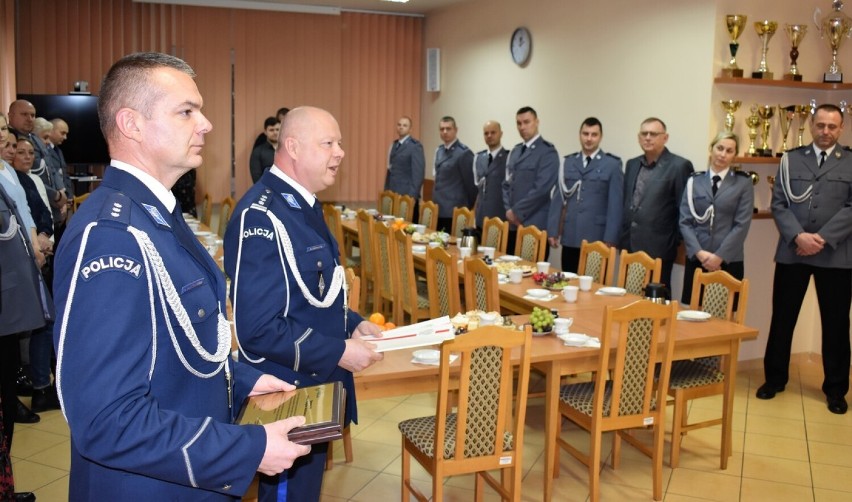 Dwóch komendantów odeszło na emeryturę. Odbyło się uroczyste pożegnanie 