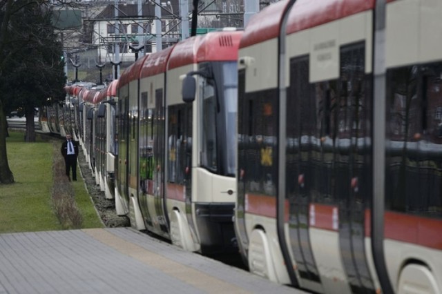 Nowe tramwaje będą wyposażone m.in w defibrylatory