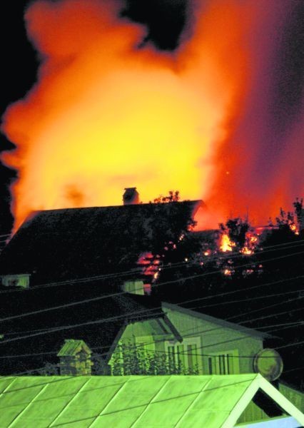 Pożar Muszyna: ogień zabrał rodzinie cały dobytek [ZDJĘCIA]