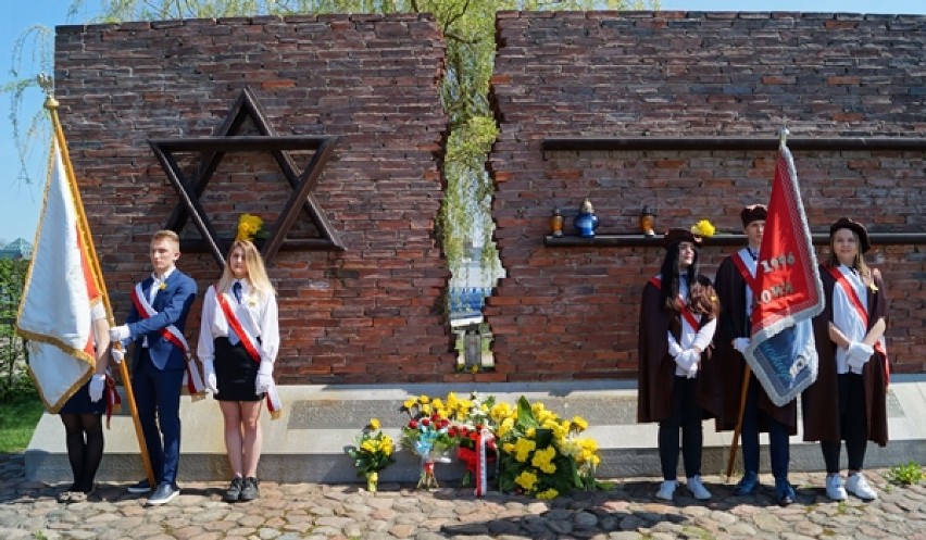 Częstochowianie uczcili pamięć rocznicy powstania w getcie 