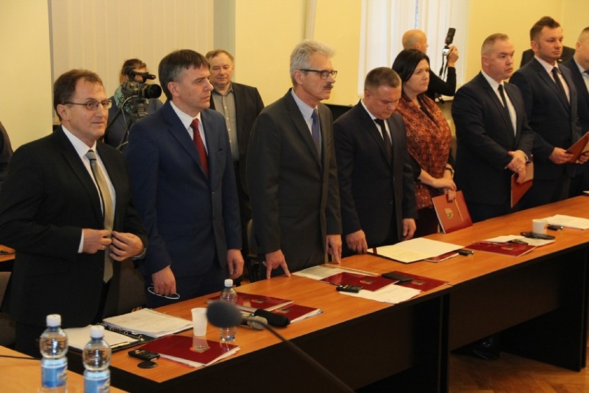 Oleśnica: Powiatowi radni wybrali starostów i nowy zarząd