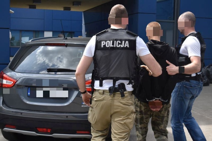 Płocka policja rozbiła szajkę handlarzy narkotyków. Trzy osoby zostały aresztowane
