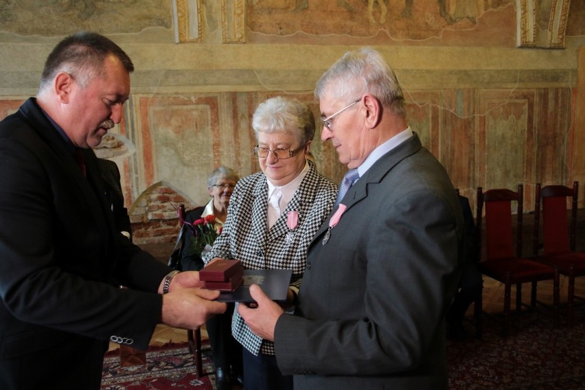 Medale „Za Długoletnie Pożycie Małżeńskie" w Jarosławiu [FOTO]