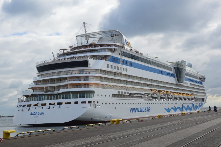 "AIDAbella" ponownie przy Nabrzeżu Francuskim. W środę  zawita Emerald Princess 