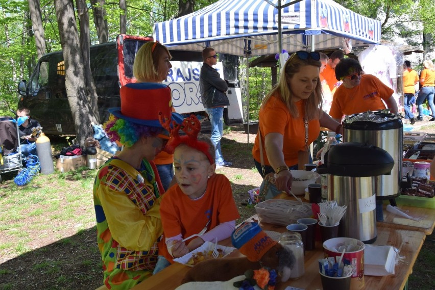 Charytatywny piknik dla małej Lenki w Podzamczu ZDJĘCIA