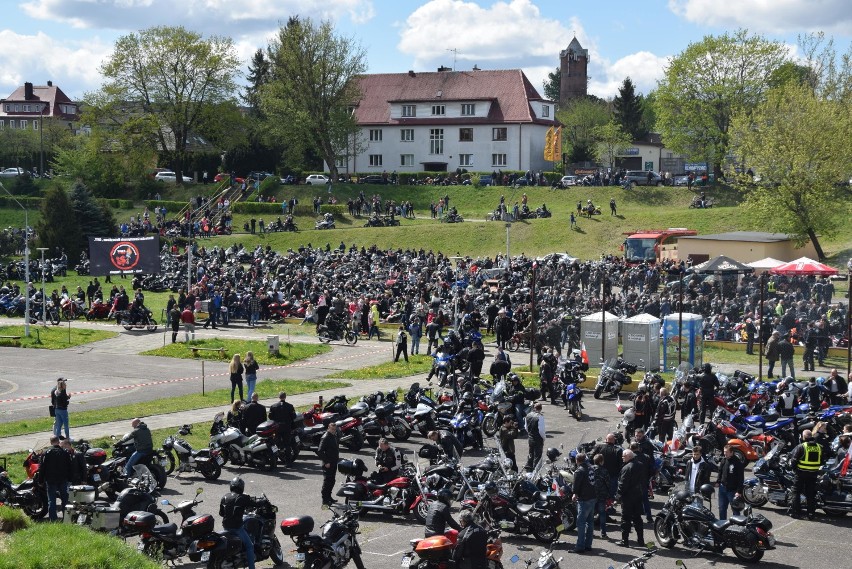 Rozpoczęcie sezonu motocyklowego w Miastku ku pamięci Mirosława „Miśka" Tarasewicza (WIDEO, FOTO)