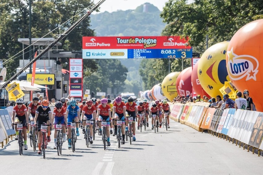 Tour de Pologne wjedzie do Krakowa. Trasa, utrudnienia, zmiany w komunikacji, mapy [5.08.2022]