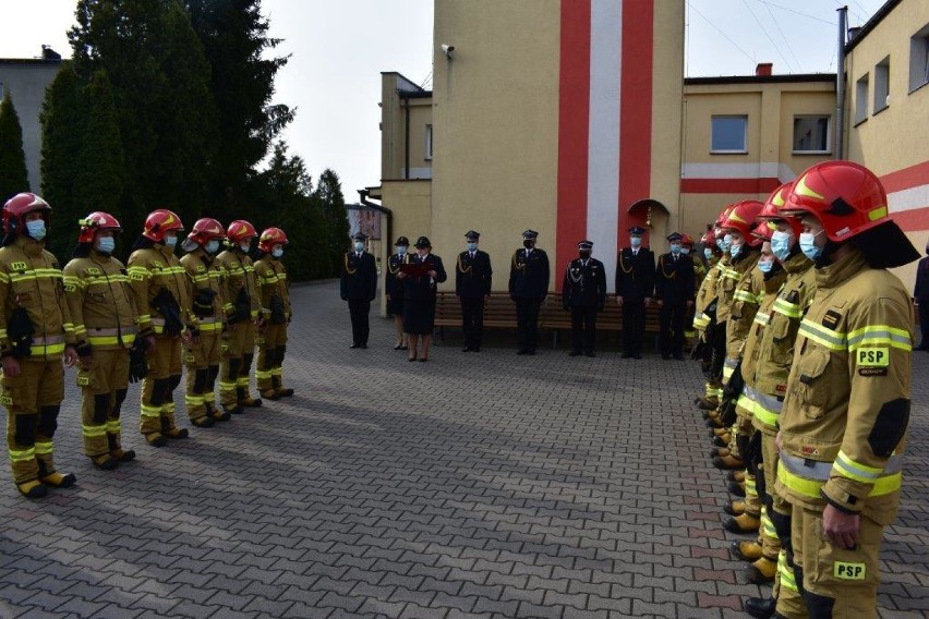 Uroczysta zmiana warty w Komendzie Powiatowej Państwowej Straży Pożarnej [ZDJĘCIA]