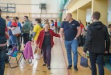 Boccia w Barcicach. Jubileuszowy turniej był idealną okazją do wspólnej zabawy i rywalizacji. Kibicował strongman Tomasz Kowal