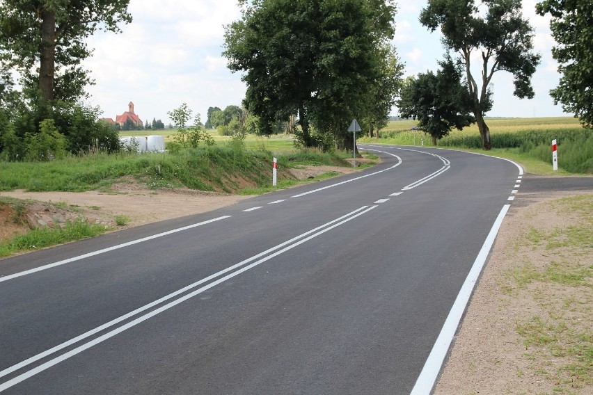 Gmina Mały Płock. Droga została już przebudowana (zdjęcia)