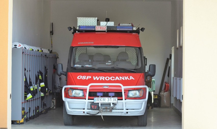 Strażacy z OSP Wrocanka mają nową remizę. Zobaczcie, jak świętowali to wydarzenie [ZDJĘCIA]