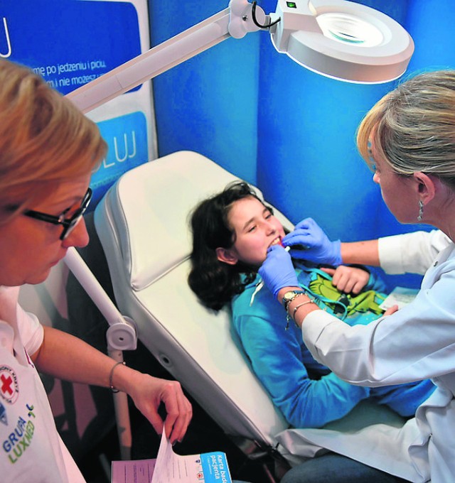 Czy gabinety dentystyczne wrócą do szkół?