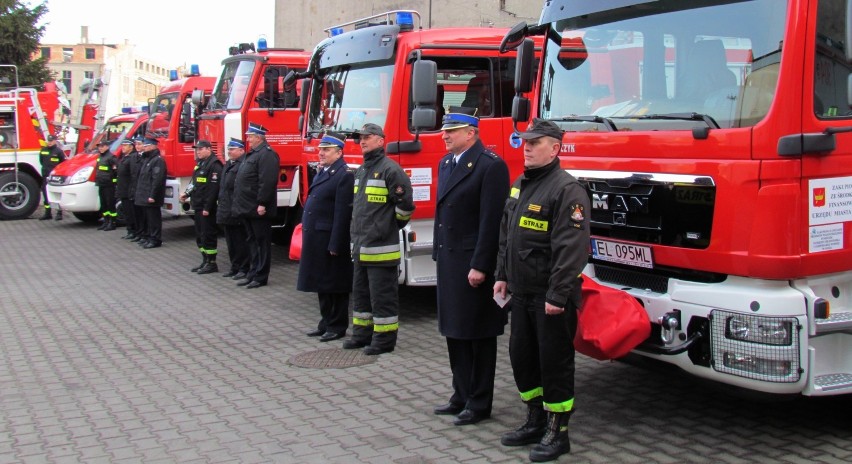 Nowe auta dla straży pożarnej w Łodzi