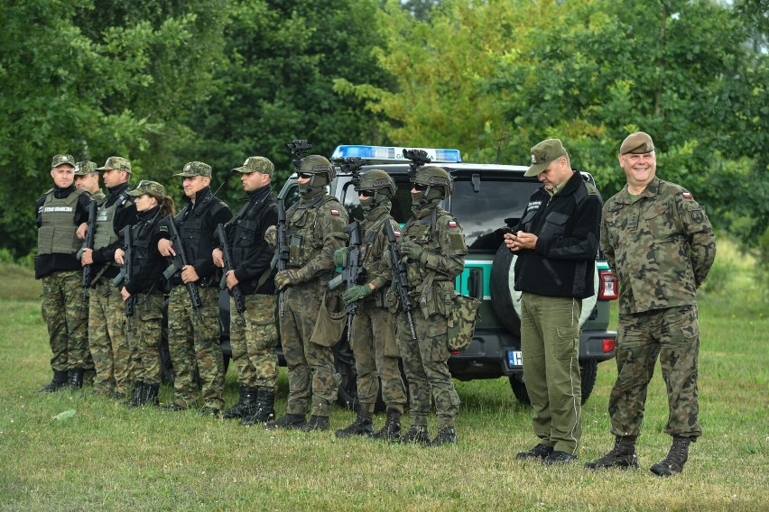 - Polska armia w niedługim czasie będzie podstawą obrony...
