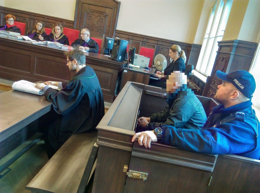 Dzisiaj w Sądzie Okręgowym w Bydgoszczy miała odbyć się...