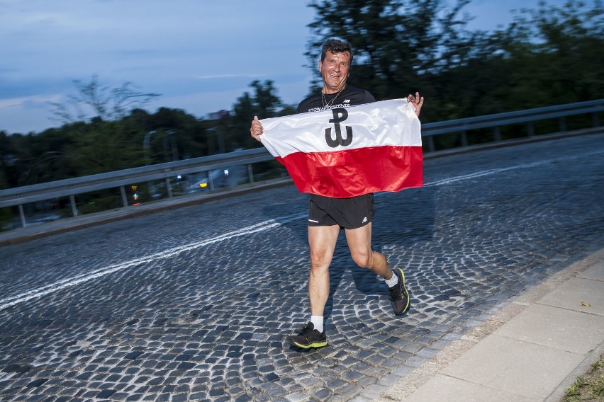 Bieg Powstania Warszawskiego 2019. Zdjęcia uczestników biegu na 5 kilometrów [FOTORELACJA]