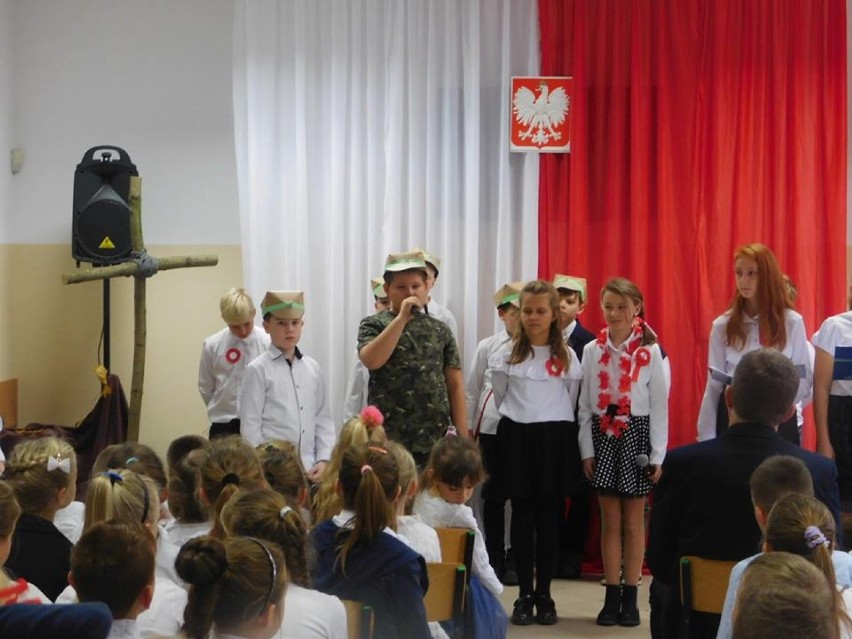Obchody setnej rocznicy odzyskania niepodległości w Szkole Podstawowej numer 4 w Grodzisku [FOTO]