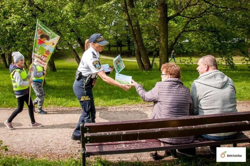 Nie sprzątasz po psie - zapłacisz 500 zł. Powinno być więcej [ZDJĘCIA]