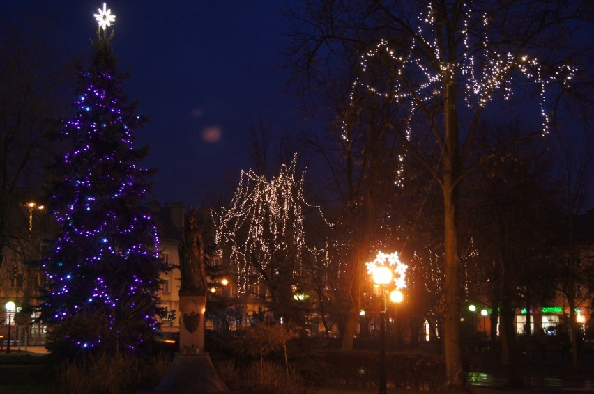Świąteczna iluminacja w Radomsku już gotowa