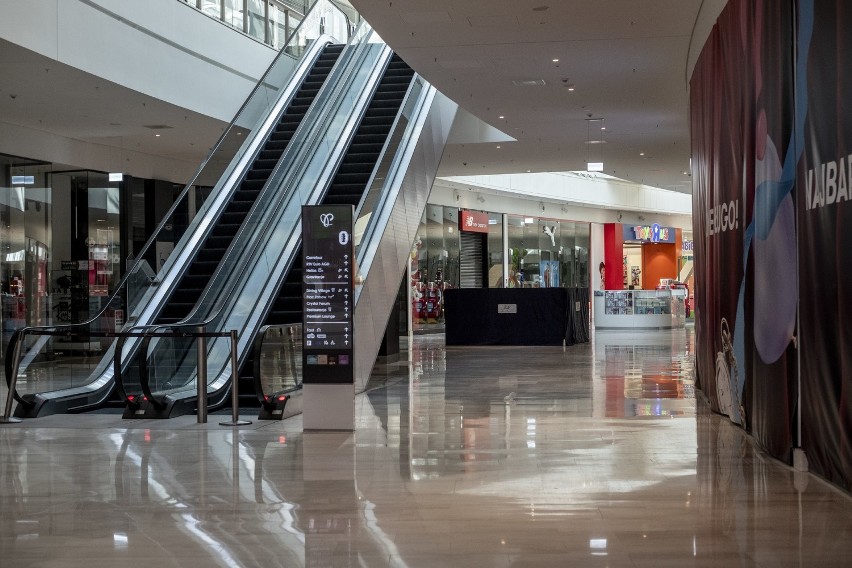 Poznań opustoszał. Tak wyglądają galerie handlowe, centrum...