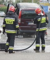 Krotoszyn: Strażacy znów w akcji. Tym razem gasili pożar auta [ZDJĘCIA]