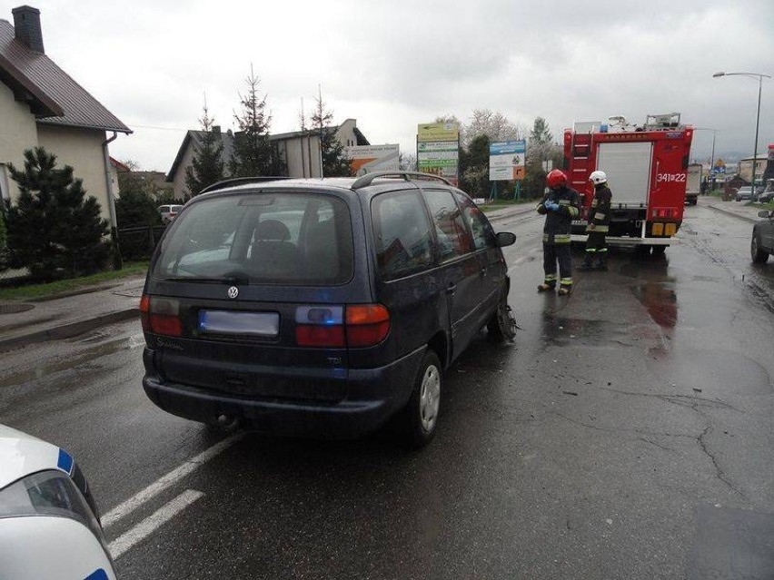 Wypadek zablokował wyjazd z Nowego Sącza w kierunku Limanowej