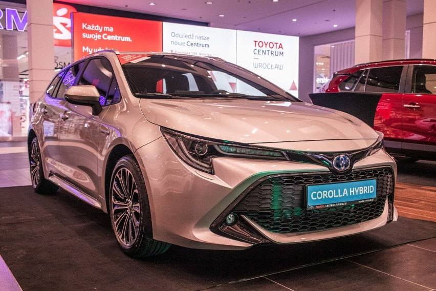 Toyota Corolla

WAŻNE! DO KOLEJNYCH ZDJĘĆ MOŻNA PRZEJŚĆ ZA...