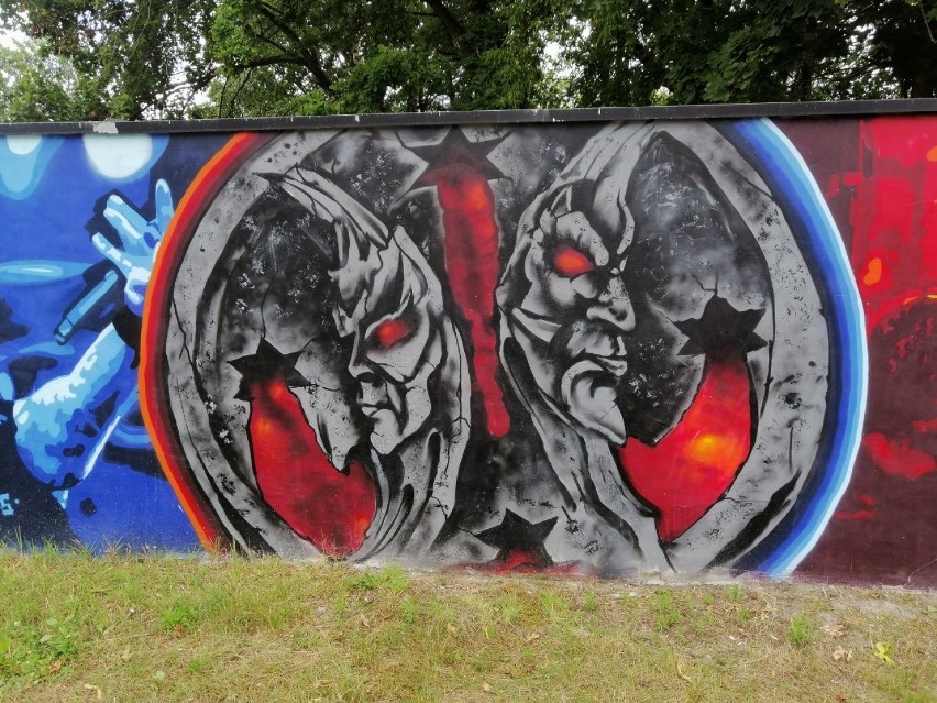 Mural w Goleniowie ocenzurowany. Ktoś zamazał "satanistyczne" symbole