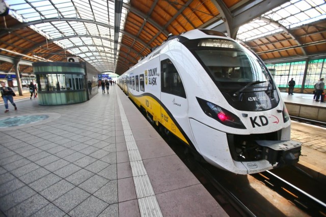 Linia kolejowa nr 285 z Wrocławia do Świdnicy przez Sobótkę jest już na ukończeniu, dokonano odbiorów technicznych w zakresie torów i rozjazdów. Pociągi pojadą już w czerwcu
