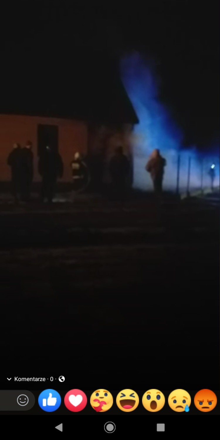 Pożar domu w Sokołowie Budzyńskim, akcja ratunkowa trwała prawie 7 godzin.