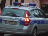 Policja w Świdniku: 26-latek chciał wsiąść do samochodu brata, zniszczył cudzy  