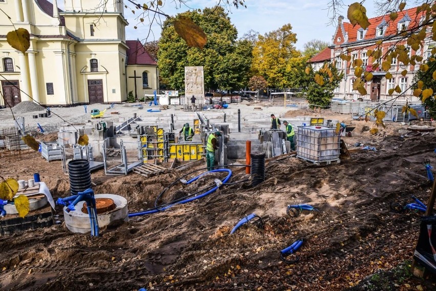 Na płycie Rynku wybudowana zostanie fontanna. Pojawią się...