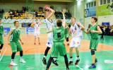 III liga koszykówki: Basket Piła pokonał Rawię Rawicz, odnosząc dziesiąte z rzędu zwycięstwo! Zobaczcie zdjęcia