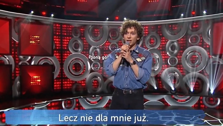 Jakub Łosiński z Kościerzyny wygrał odcinek programu "Szansa na sukces" z piosenkami Czerwonych Gitar 