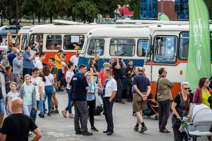 W Bydgoszczy odbył się zlot zabytkowych autobusów