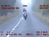 Motocyklista przekroczył prędkość o 111 km/h! [WIDEO]