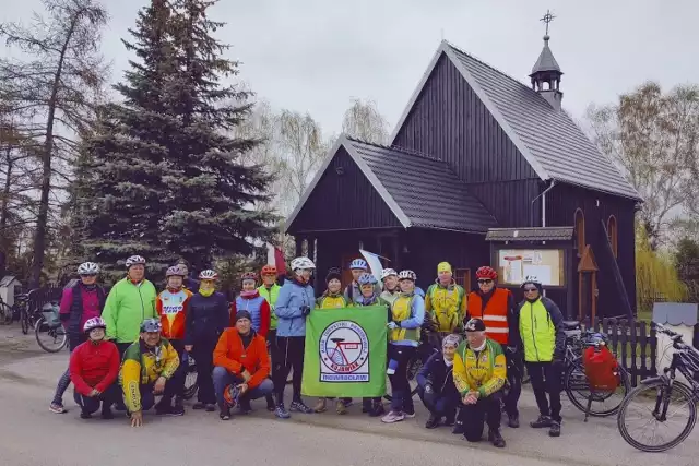 Klub Turystyki Rowerowej Kujawiak w Inowrocławiu był organizatorem wycieczki kujawskim odcinkiem Szlaku Kościołów Drewnianych