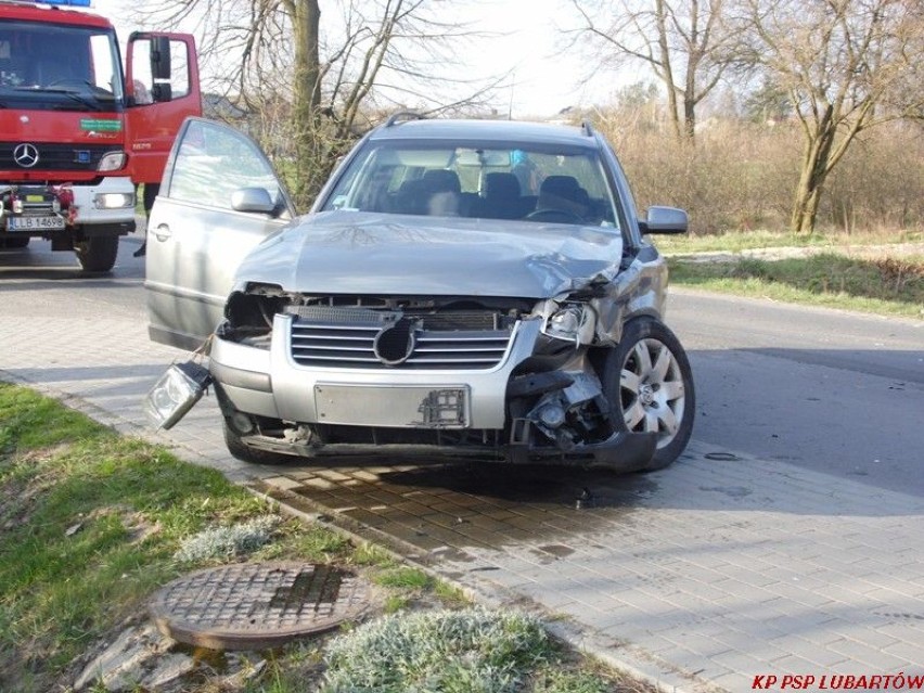 Wypadek drogowy w Lisowie.