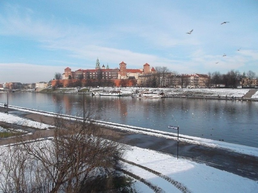 Zima na Bulwarach Wislanych w KRakowie