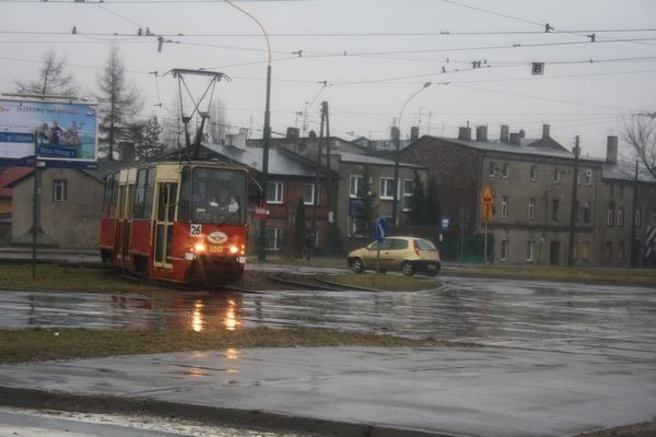 Sosnowiec: Remont torów tramwajowych. Po ukończeniu prac szybki tramwaj dojedzie do Katowic