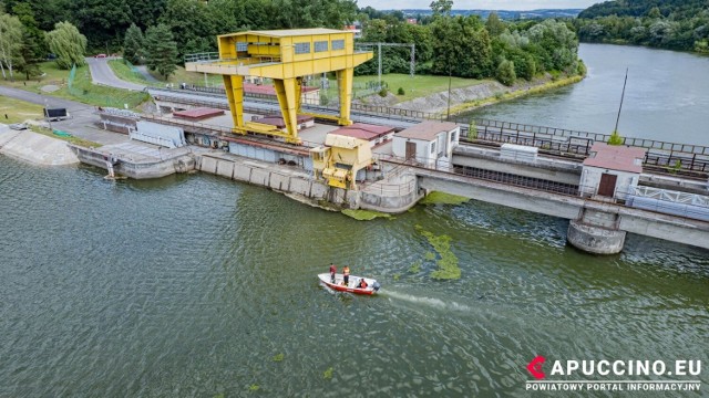 Akcja poszukiwawcza w rejonie zapory na Jeziorze Czchowskim w Czchowie, 16.07.2022