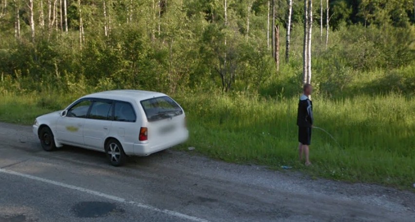 Zdjęcia wykonane przez samochód Google Street View w Polsce i za granicą