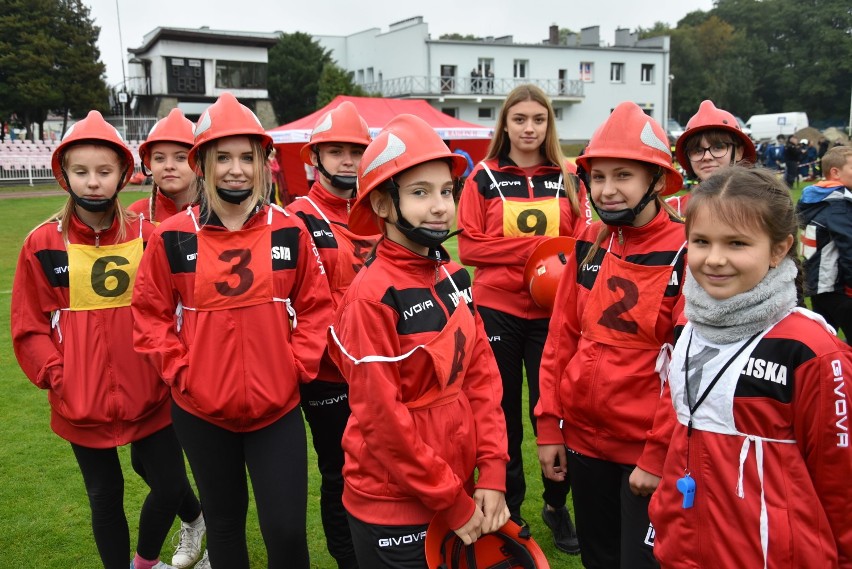 Powiatowe Zawody Sportowo - Pożarnicze w Wodzisławiu. Ale emocje na stadionie!