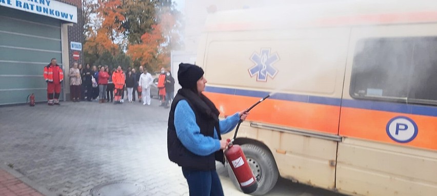 Ćwiczenia przeciwpożarowe pracowników SOR w Żarach