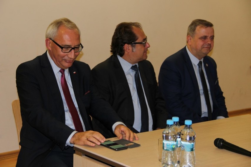 Tczew: minister Gróbarczyk zapowiedział powstanie portu śródlądowego i stopnia wodnego [ZDJĘCIA]