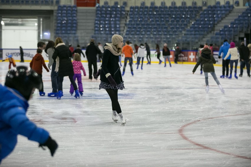 Bilet ze zniżką kosztuje 9 zł, a normalny 11...