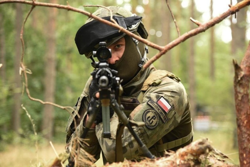 Żołnierze z Sulechowa ćwiczą na poligonie w Drawsku...
